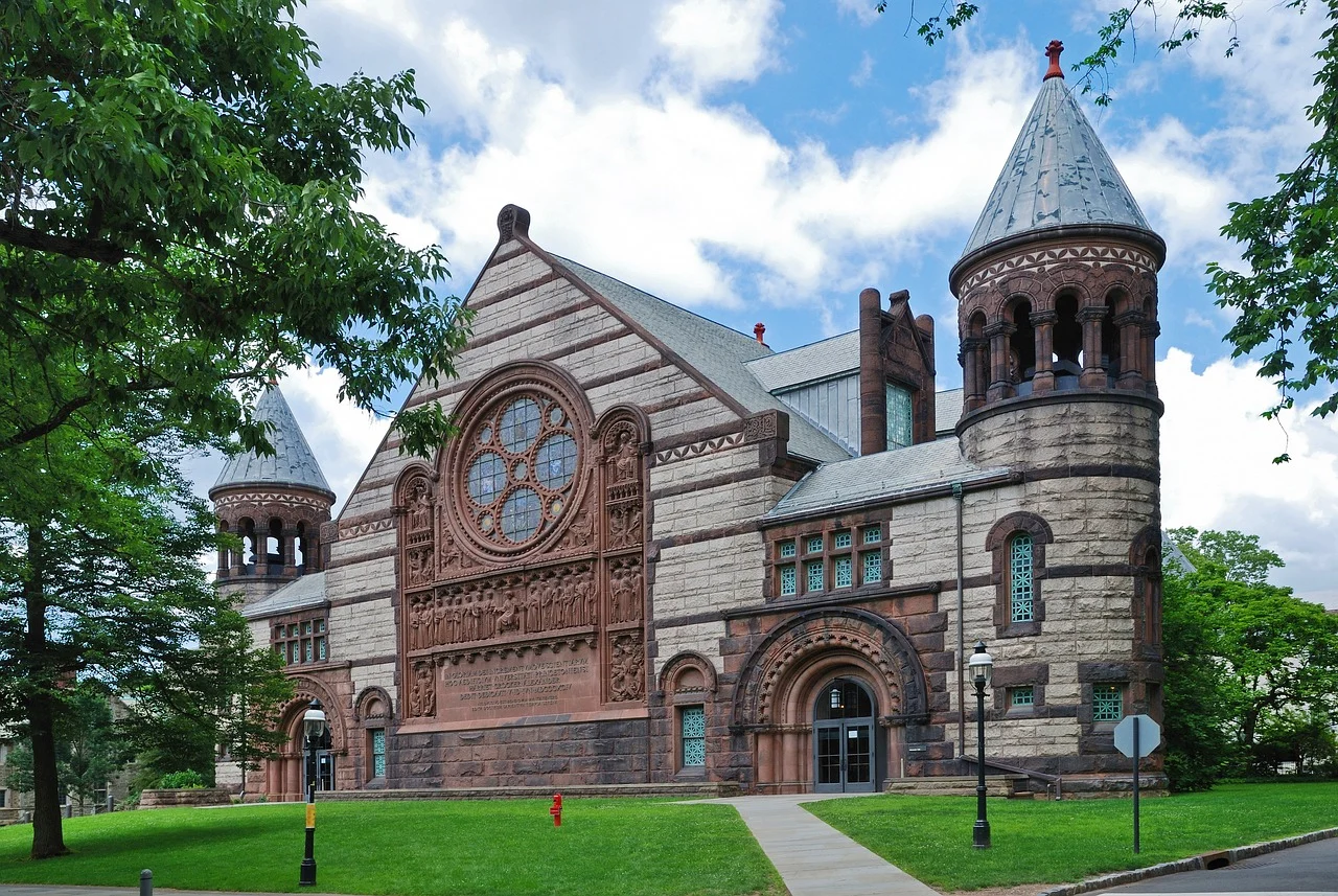 dorm room decor ideas - dorm interior